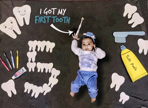 First Tooth Photography Ideas, Tooth Photoshoot, Baby Birthday Month, Monthly Photoshoot, Romantic Room Decoration, Cute Birthday Pictures, Baby Pic, Simple Acrylic, Baby Shoot