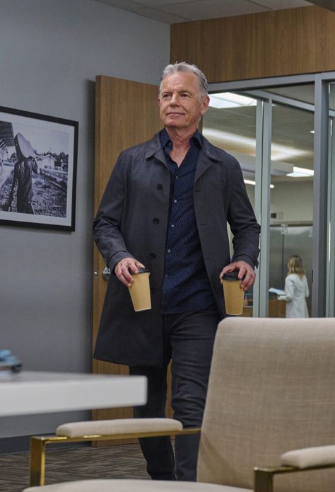 Jane Leeves, Latin American Literature, Bruce Greenwood, Jessica Lucas, Matt Czuchry, Andrew Mccarthy, Tv Doctors, The Resident, Becoming A Father