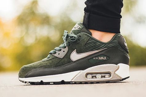 Nike WMNS Air Max 90 Leather Carbon Green | SneakerFiles Trendy Womens Sneakers, Nike Air Max 90 Mens, Air Max 90 Leather, Net Fashion, Sneaker Magazine, Nike Air Max For Women, Nike Free Shoes, Nike Sneakers Women, Nike Shoes Outlet