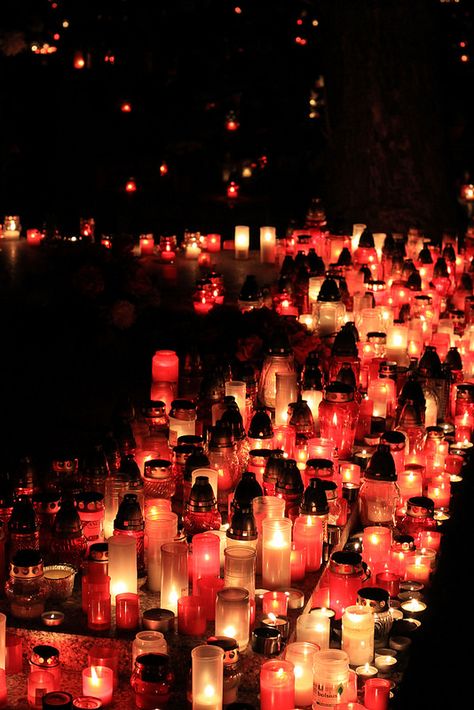 All Saints and All Souls Day in Slovakia (Nov. 1 & 2) The cemeteries are alight with candles as Slovaks remember the deceased. All Souls Day Images, November Traditions, Black Pearl Ship, Souls Day, Saint Lucy, Liturgical Year, Armchair Travel, Saints Days, All Souls Day