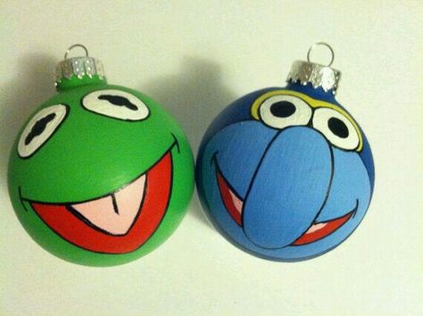 Muppet (Ornament) Light Bulb Crafts, Painted Ornament, Block Painting, The Muppets, Xmas Tree Ornament, Glass Block, Crafts Christmas, Painted Ornaments, Toddler Christmas