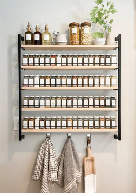 Wall Spice Rack, Hanging Spice Rack, Wall Mounted Spice Rack, Spice Racks, Spice Storage, Pantry Design, Storage Hacks, Spice Rack, Home Decor Kitchen