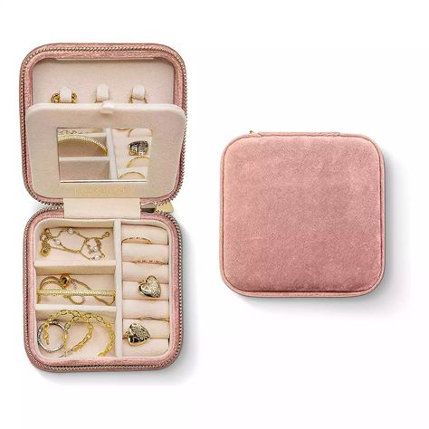 Oprah's Favorite Things 2022 List Is Available on Amazon Jewelry Travel Organizer, Travel Jewelry Storage, Jewelry Travel Case, Jewelry Box Organizer, Square Jewelry, Travel Jewelry Organizer, Oprahs Favorite Things, Be Organized, Travel Jewelry Box