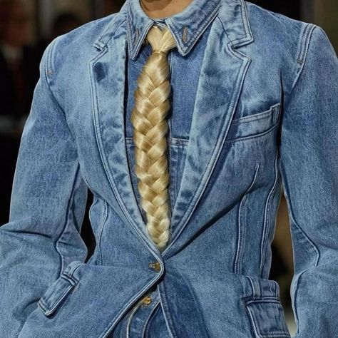 Last slide real hai…..mt maano Denim Editorial, Moda Denim, Diy Clothes Design, Couture Details, Fall 2024, French Fashion, Concert Outfit, Couture Fashion, Denim Fashion