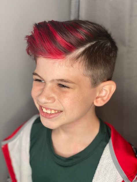 Boys Hair Dye Ideas, Boy Hair Color Ideas, Boys Hair Color Ideas, Hair Dye For Kids, Boys Dyed Hair, Rock Star Hair, Boys Blue Hair, Pink Hair Streaks, Beauty Suite