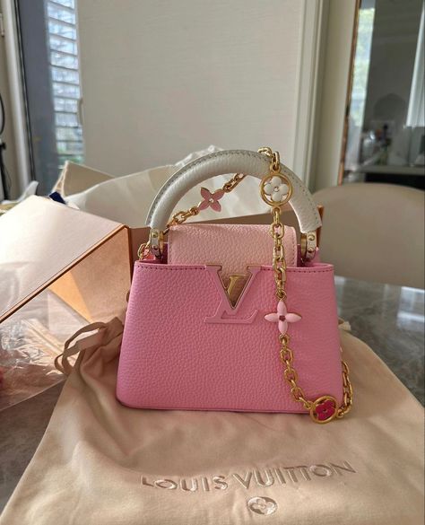 Pink Louis Vuitton Bag, Pink Purses, Expensive Purses, Expensive Bag, My Style Bags, Trendy Purses, Luxury Bags Collection, Louis Vuitton Pink, Girly Bags