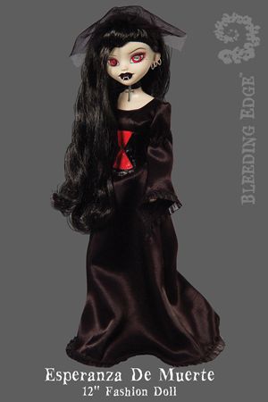 Scary Toys, Pumpkin Empanadas, Apple Dolls, Gothic Shop, Living Dead Dolls, Bohemian Girls, Gothic Dolls, Creepy Dolls, Doll Repaint