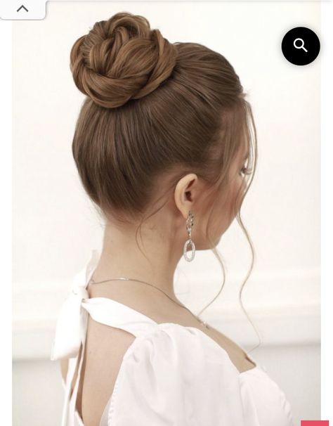 Stylish Updos, Cute Bun Hairstyles, Bun With Curls, High Bun Hairstyles, Trendy Hairstyle, High Bun, Bun Hairstyle, Bun Hairstyles For Long Hair, Wedding Hairstyles Updo