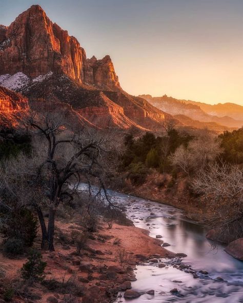 EPIC Outdoors on Instagram: “Zion National Park in January is truly incredible. @onefortheroadphoto snapped this EPIC photo of one of our favorite places. ↟ ↟ ↟ 📸:…” Nature Reference, Earth Colours, Epic Photography, Mountain Landscape Photography, Floral Aesthetic, Fine Art Landscape Photography, Epic Photos, Landscape Pictures, Freelance Artist