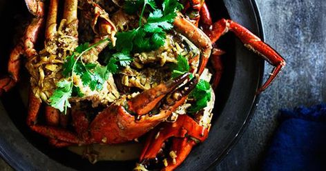 Crab Legs Recipe, Chilli Crab, Crab Recipe, Coconut Crab, Crab Recipes, Ginger Recipes, Asian Cooking, Seafood Dishes, Fish And Seafood