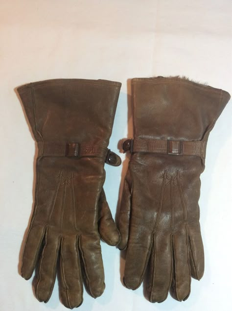 Up for your consideration is a pair of vintage Hansen leather gauntlet gloves. First thing to mention is I've spent hours researching these gloves. I found absolutely nothing except the gloves first originated in the early 1920's. These are not that old I don't believe. These gloves are from my mom's never ending stash of "treasures". They have been stored in a trunk, wrapped in tissue paper. The gloves are soft brown leather and is fur lined. I think it's rabbit fur. They are 12" long. They fit Gloves Drawing, Steampunk Gloves, Leather Gauntlet, Hunting Gloves, Mens Winter Gloves, Gauntlet Gloves, Brown Leather Gloves, Leather Gloves Women, Brown Gloves