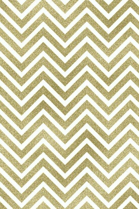 Wallpaper dorado.                                                                                                                                                     Más Gold Chevron Wallpaper, Gold Phone Case, Golden Wallpaper, Glitter Chevron, Chevron Background, Handy Wallpaper, Chevron Wallpaper, Gold Chevron, Glitter Background