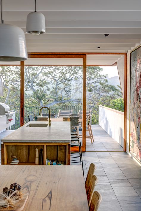 Breezeway House, Australian Beach House, Recycled Brick, Wood Bunk Beds, Tile Covers, Open Plan Kitchen, Coastal Homes, Küchen Design, Glass Doors