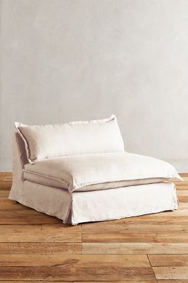 http://www.anthropologie.com/anthro/product/36477594.jsp?color=012&cm_mmc=userselection-_-product-_-share-_-36477594 Muebles Living, Linen Sofa, Linen Upholstery, Belgian Linen, Furniture Collections, Lounge Room, Furniture Inspiration, Furniture Chair, Slipcovers