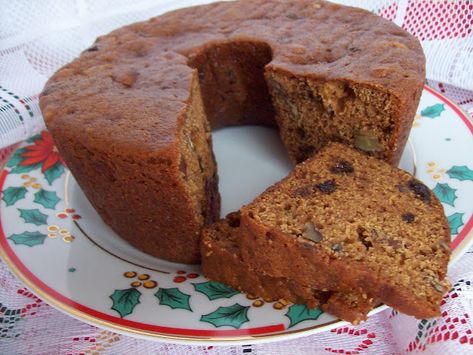 Boiled Raisin/Fruit Cake Boiled Raisin Cake Recipe, Boiled Raisin Cake, Raisin Cake Recipe, Molten Cakes, Fruit Bread Recipes, Boiled Fruit Cake, Newfoundland Recipes, Raisin Cake, Different Kinds Of Cakes