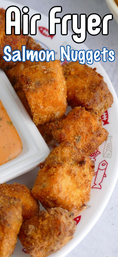 These Air Fryer Breaded Salmon Nuggets with Sriracha Mayo Dipping Sauce are such a great appetizer or dinner. These bites are crispy and so full of flavor! Mayo Dipping Sauce, Sriracha Mayo Sauce, Salmon Nuggets, Breaded Salmon, Salmon Bites Recipe, Best Lunch Recipes, Salmon Bites, Air Fryer Salmon, Air Fryer Fish