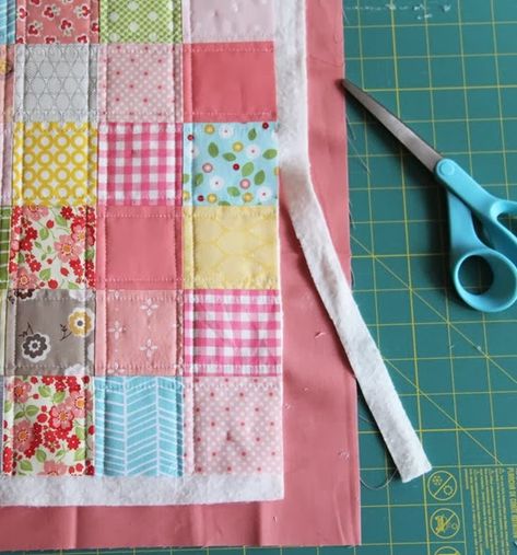 IMG_2786 Binding A Quilt, Quilt Binding Tutorial, Binding Tutorial, Sew Ins, Quilt Binding, Doll Quilt, Patchwork Quilting, Diy Quilt, Quilting For Beginners