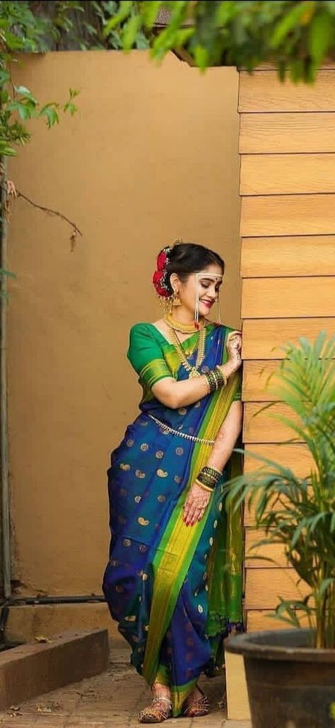 Nauvari Wedding Saree, Green Marathi Saree, Nauvaree Saree Bride, Designer Sarees Party Wear Latest, Wedding Navari Saree, Marathi Bride Green Saree, Nauwari Bride Saree, Nawari Saree Blouse Designs, Nauvari Saree Brides Indian Weddings