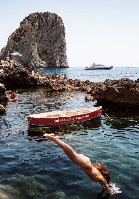 How to Indulge in Capri’s Old-School Glamour, As Recommended by Michael Kors — Condé Nast Traveler Sea And Flowers, Relationship Vision Board, Island Of Capri, Capri Island, Visit Cuba, Travel Marketing, Future Vision, Capri Italy, Beach Stuff