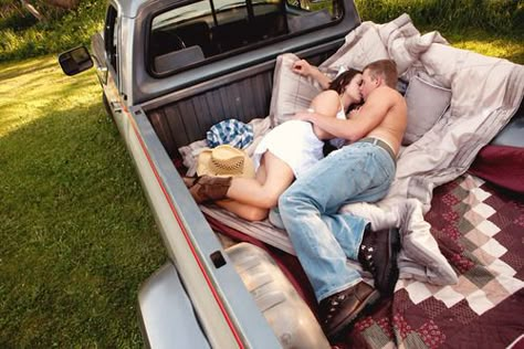 Sweet country love cute photography couples kiss country cuddle blankets truck love Country Relationship Goals, Country Relationships, Cute Country Couples, Country Couples, Cute Couple Quotes, Wish You Were Here, Boyfriend Goals, Cute N Country, Cute Photography