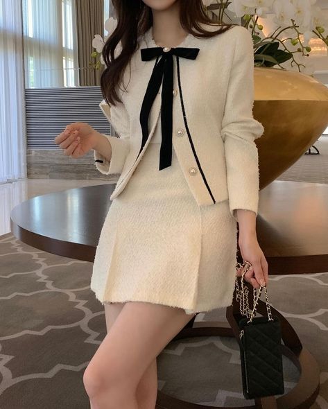 Chic Outfit Ideas Classy, K Drama Outfits Womens Fashion, Korean Outfits Elegant, Creating Outfits, Elegante Casual, Mode Ootd, Elegantes Outfit, 가을 패션, 여자 패션