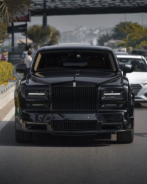 GOODLIFE - (@FAROKH) on Instagram: “Mansory Phantom Series II 🖤 By @majid.hadi.786 • #goodlife - #luxury #views #beauty #design #scenery #luxury #love #blackedout #luxurycars…” Black Rolls Royce, Rolls Royce Logo, Rolls Royce Ghost Black, Phantom Car, Rolls Royce Black, Cavo Tagoo Mykonos, Rolls Royce Motor Cars, Luxury Cars Rolls Royce, Rolls Royce Cullinan