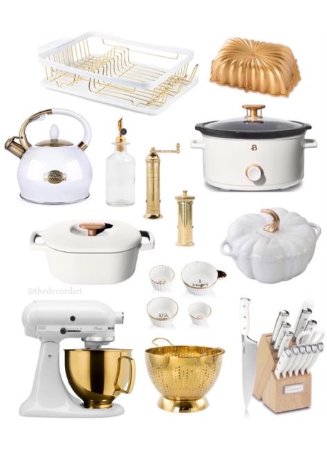 Kitchen White And Gold, Gold Kitchen Appliances, White And Gold Kitchen Ideas, Black White And Gold Kitchen, Modern Gold Kitchen, White And Gold Kitchen, Gold Kitchen Utensils, Kitchen Ideas Luxury, White Kitchen Designs