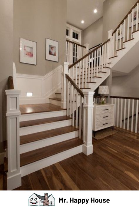 Bring a new look to your stairway with these color combinations. @SherwinWilliams #interiorpaint #stairway #interiorpainting #painting #paintcolors #sherwinwilliams #mrhappyhouse #whitecolor #paintcolor #paintideas #colorideas #painter #houstonpainter U Stairs Design, Painting Wooden Stairs, Basement Stairwell, Traditional Staircase, Stair Case, Foyer Decorating, Wooden Staircases, Dekorasi Kamar Tidur, Wooden Stairs