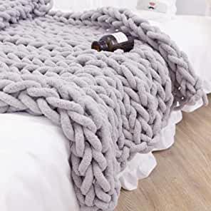 Amazon.co.uk : hand knit blanket diy Chunky Knitted Blanket, Couch Bedroom, Super Chunky Knit, Felt Yarn, Thrown Chair, Super Chunky Yarn, Bed Chair, Make Blanket, Sofa Throw Blanket