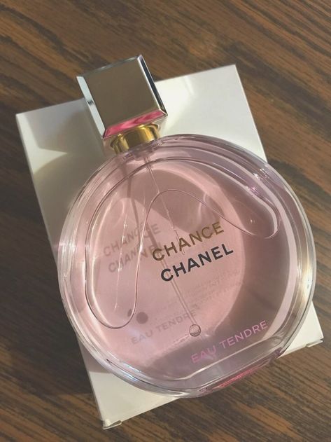 Koleksi Makeup, Koleksi Parfum, Parfum Victoria's Secret, Perfume Chanel, Alat Makeup, Parfum Chanel, Perfume Collection Fragrance, Body Smells, Chanel Perfume