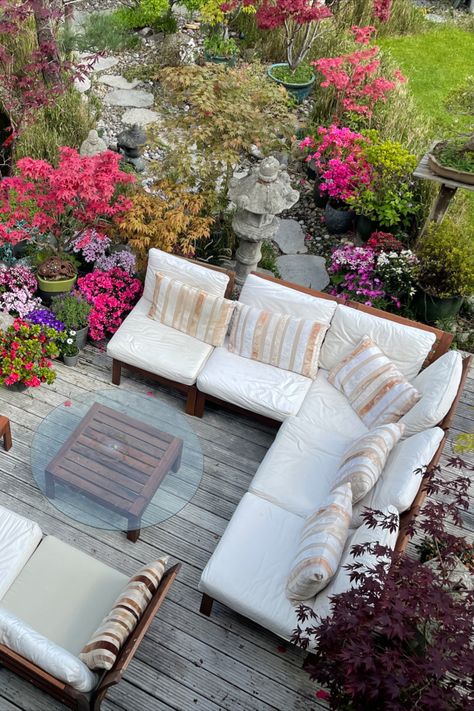 The best garden furniture sets for your outdoor hosting Blue Garden Furniture, Corner Garden Furniture, Corner Sofa Garden, Outdoor Hosting, Resin Wicker Patio Furniture, Modern Garden Furniture, Wooden Garden Furniture, Front Yard Design, Outside Furniture