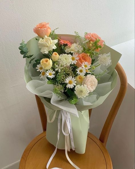 Korean Flower Shop Aesthetic, Flower Bucket Bouquets, Korean Flower Shop, Korean Flower Bouquet, Korean Style Bouquet, Bouquet Of Flowers Aesthetic, Korean Bouquet, Corean Style, Anthurium Bouquet