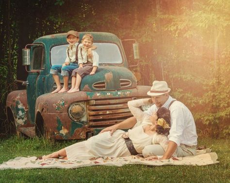 antique truck photo shoot ideas | Vintage truck photos