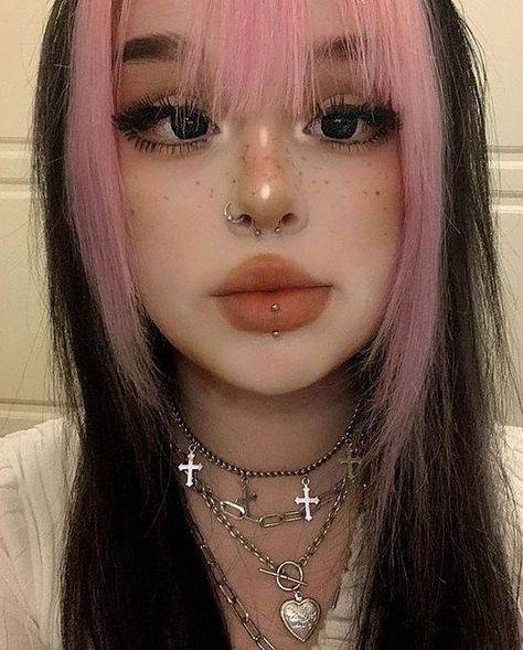 Egirl Hairstyle Color, Egirl Hair Color, Egirl Hairstyle, Cool Tone Hair Colors, E Girl Hairstyles, Egirl Hair, E Girl Hair, Egirl Makeup, Hair Color Asian