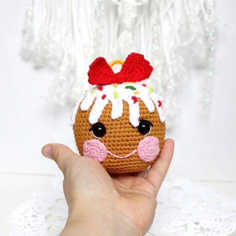 Cookie Crochet Pattern, Gingerbread Man Crochet, Cookie Crochet, Boy Crochet Patterns, Giraffe Costume, Plush Yarn, Crochet Christmas Trees, Christmas Tree Toy, Crochet For Boys