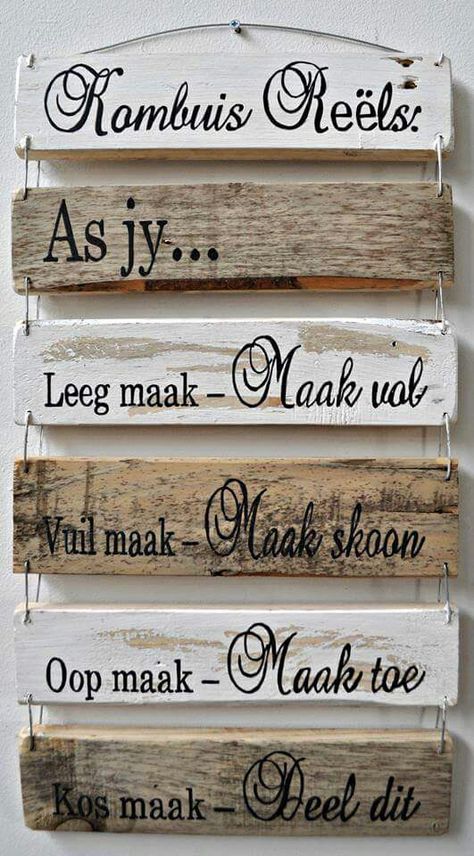 Family Together Quotes, Wall Quotes Diy, Decorative Painting Patterns, Wooden Signs With Sayings, Bible Doodling, Wooden Signs Diy, Wood Craft Projects, Wood Art Projects, Pallet Designs