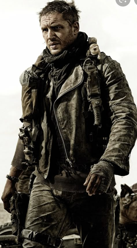 Tom Hardy Mad Max, Mad Max Costume, Max Rockatansky, Imperator Furiosa, Mode Cyberpunk, Wasteland Warrior, Post Apocalyptic Costume, Apocalyptic Clothing, Wasteland Weekend