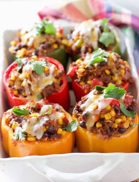 Southwest Stuffed Peppers, Fast Family Dinners, Healhty Meals, Chicken Meatloaf, Tuscan Chicken, Christmas Food Dinner, Peppers Recipes, Beef Dinner, Bell Peppers