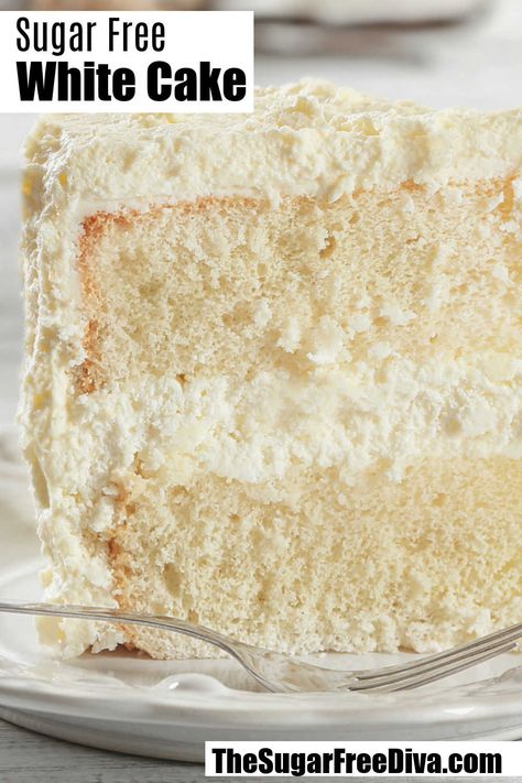 Sugar Free White Cake Recipe, Sugar Free White Cake, Sugar Free Cake Recipes, Sugar Free Baking, High Protein Desserts, Sugar Free Recipes Desserts, Sugar Free Cake, Postre Keto, White Cake Recipe