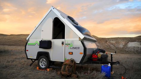 A-Frame Trailers – 7 Reasons Why They Are So Popular! Pop Up Camper Accessories, Small Pop Up Campers, Aliner Campers, A Frame Trailer, A Frame Camper, Camper Curtains, Cozy Camping, Camper Accessories, Rv Travel Trailers