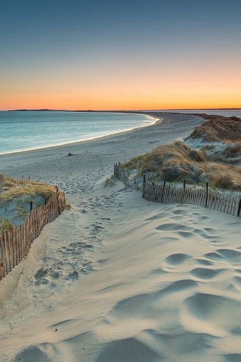 Having you feet in sand and standing in the surf is one f life's magnificent pleasures. I Love The Beach, Sun Sets, Cozumel, Beach Time, Sand Dunes, Beach Scenes, Ocean Beach, Rhode Island, Belle Photo