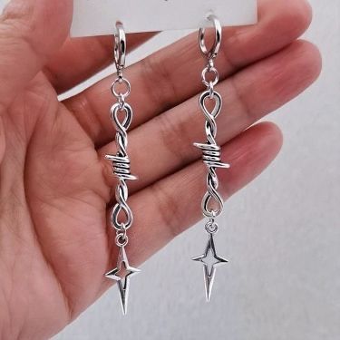 Barbed Wire Earrings, Grunge Earrings, Fancy Jewelry Necklace, Goth Earrings, Cool Piercings, Y2k Cute, Gothic Grunge, Earrings For Men, Punk Jewelry