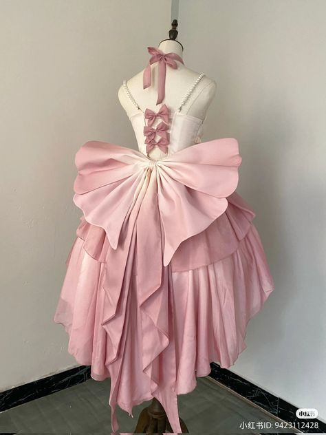 /ᐠ - ˕ -マ on Twitter: "i need this dress https://t.co/cudeGtng4N" / Twitter Rose Fairy, Style Kawaii, Clothing Design Sketches, Fairy Wedding, Fairytale Dress, Fashion Design Drawings, Really Cute Outfits, Kawaii Clothes, Fancy Outfits