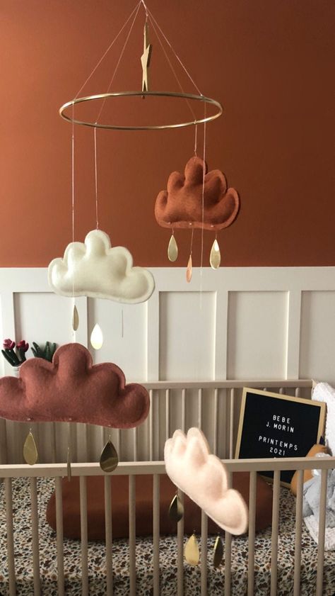 Terracotta Baby Mobile, cloud mobile-Neutral gender nursery mobile-neutral baby gift, Boho Mobile-monochrome mobile-cot https://etsy.me/3PgC1gj #white #babyshower #babymobile #bedroom #thebutterflying #cloud #nurserydecor #ochrenursery #terracottanursery Boho Style Nursery, Orange Nursery, Room Murals, Blush Nursery, Neutral Baby Gifts, Baby Room Neutral, Cloud Mobile, Nursery Closet, Nursery Room Design