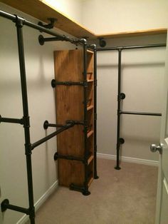 Garderobeløsning Gang, Pipe Closet, Open Closet, Hemma Diy, Closet Remodel, Diy Casa, Pipe Furniture, Bilik Tidur, غرفة ملابس