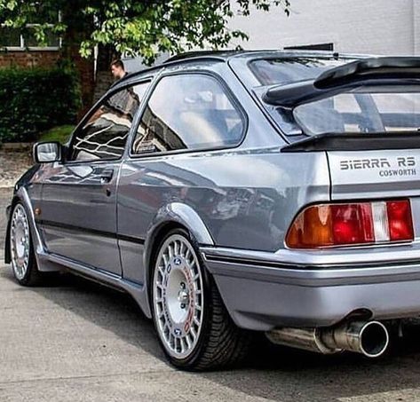 1,666 Likes, 6 Comments - 🏁🔰Racing Instagram🔰🏁 (@racing_insta) on Instagram: “RS Cosworth🔥💦💨 #ford #sierra #rscosworth #fordmotorsport #4x4 @vida_raciing” Ford Sierra Cosworth, Ford Motorsport, Ford Rs, Ford Sierra, Ford Classic Cars, European Cars, British Cars, Rally Car, Car Ford