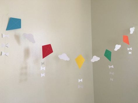 Let's Go Fly a Kite Party Paper Garland Kite Baby Shower Decor Kite  Birthday Party Decoration Kites Nursery Kite Room Decor Custom Colors #catchmyparty #partyideas #marypoppinsparty #marypoppinsgarland #kitegarland Kite Birthday Party, Diy Kite Decorations, Kite Decoration, Cloud Garland, Kite Party, Kites Craft, Mary Poppins Party, Wall Tree, Fly A Kite