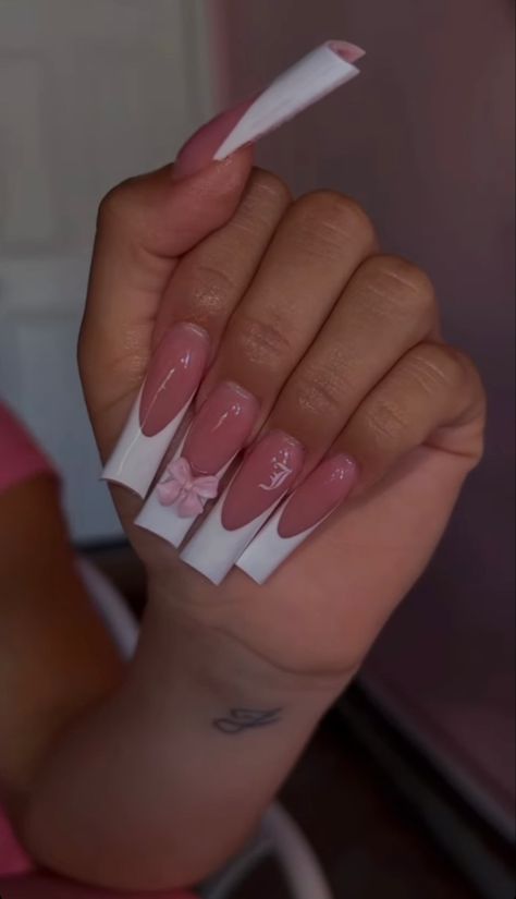 Dark Red Nails With Initial, Baddie Nails With Initials, Nails With J Initial, J Initial Nails, Nails Initials, Nails With Initials Acrylic, Nails With Initials, Acrylic Nails Stiletto, J Initial