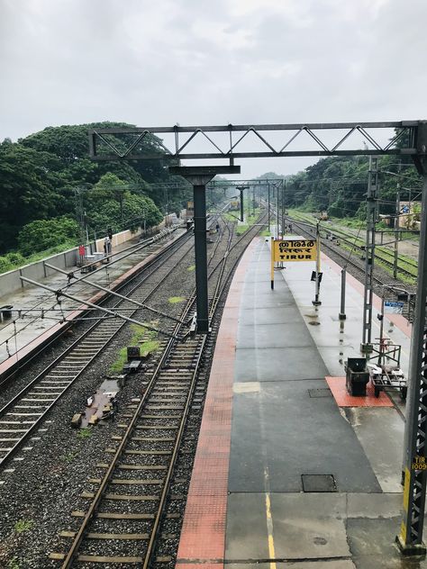 Kottayam Railway Station, Ernakulam Railway Station, Heart Overlay, Romantic Love Images, Parts Of A Plant, Railway Station, Love Images, Railroad Tracks, Kerala