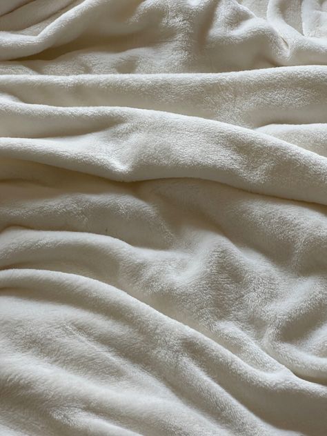 Textured white fuzzy/furry blanket with folds and creases to add depth and dimension Soft Fabric Aesthetic, Blanket Background Photography, White Blankets Aesthetic, Cosy Blanket Aesthetic, Folded Blanket Drawing, Soft Texture Aesthetic, Fluffy Blankets Aesthetic, White Blanket Aesthetic, Soft Blanket Aesthetic